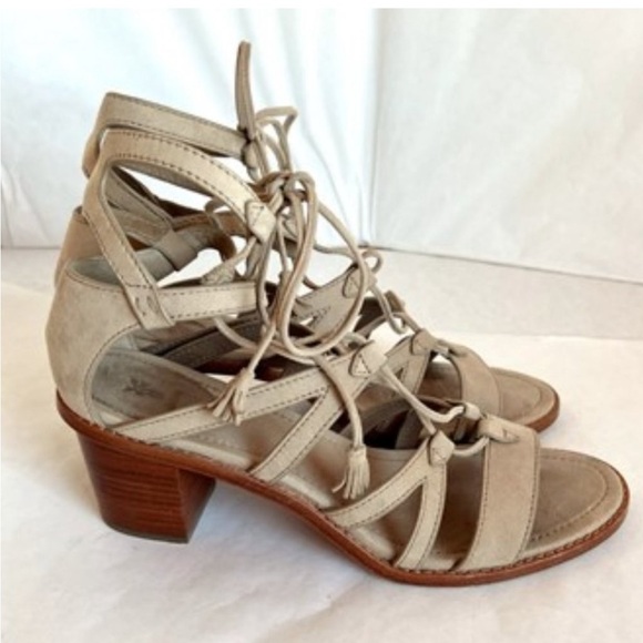 11 FRYE BRIELLE STRAPPY LACE-UP BLOCK HEEL SANDAL . Tan nude color. EUC - Picture 10 of 12